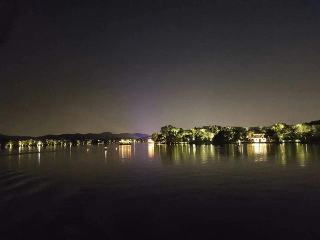 西湖夜景哪里好看_西湖夜景照片_夜西湖