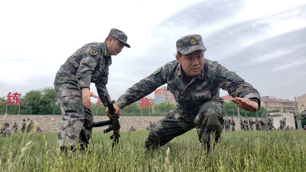 尘世七执政：军队神功炫目登场