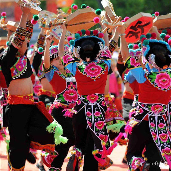 彝族节日的传统节日_彝族族传统节日_彝族的传统节日